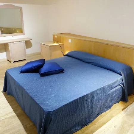 Locazione Turistica Baia Petrosa.1 Apartment *